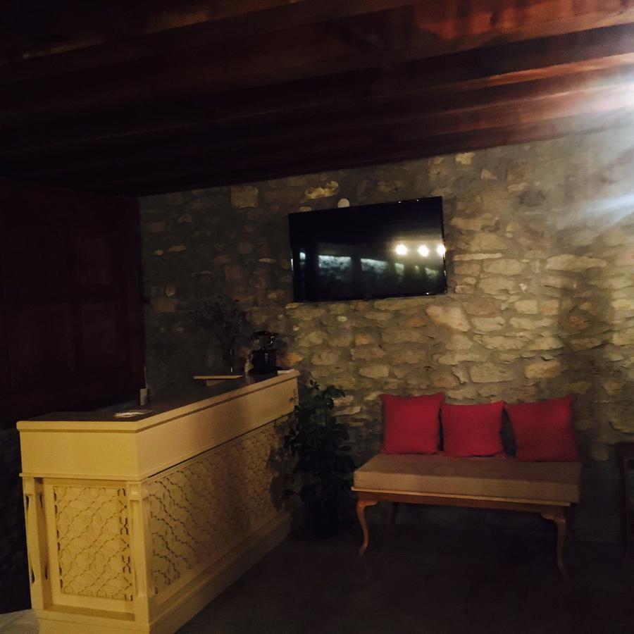 卡拉祖姆勒康纳吉酒店 萨夫兰博卢 外观 照片